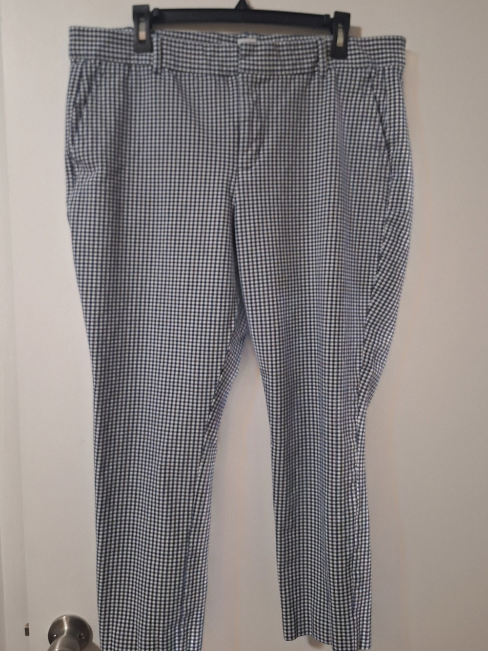 PLUS Gap Gingham Skinny Ankle Pants Size 18